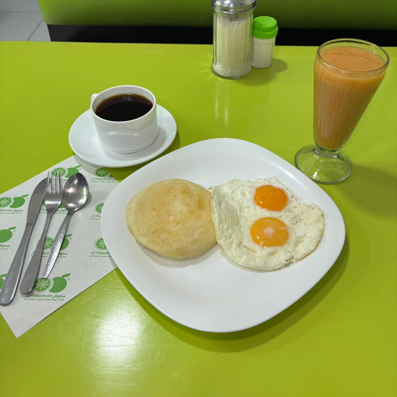 Desayuno Vele Vele con Yuca